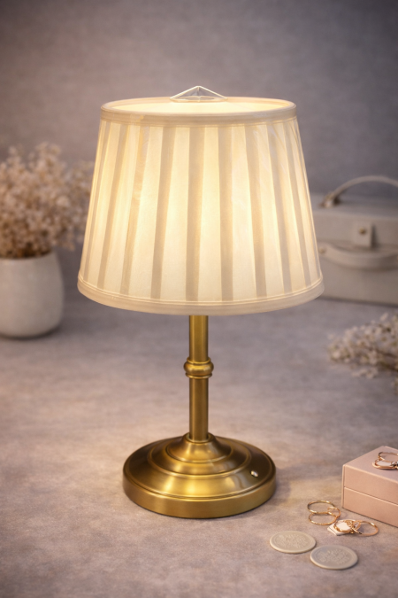 تيبل لامب عصرية