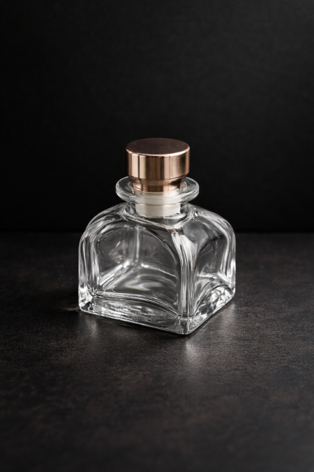 علبة زجاج للعطور