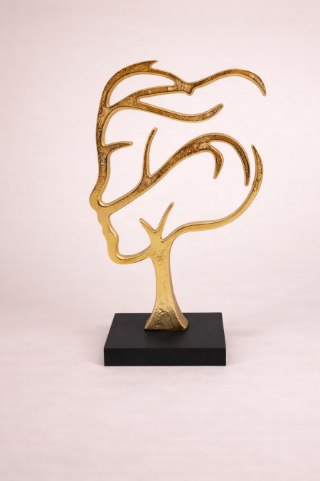 تحفة نحاسية