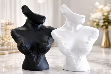 صدر ذهب حجم كبير عصري