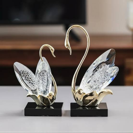 تحف بطة زجاج